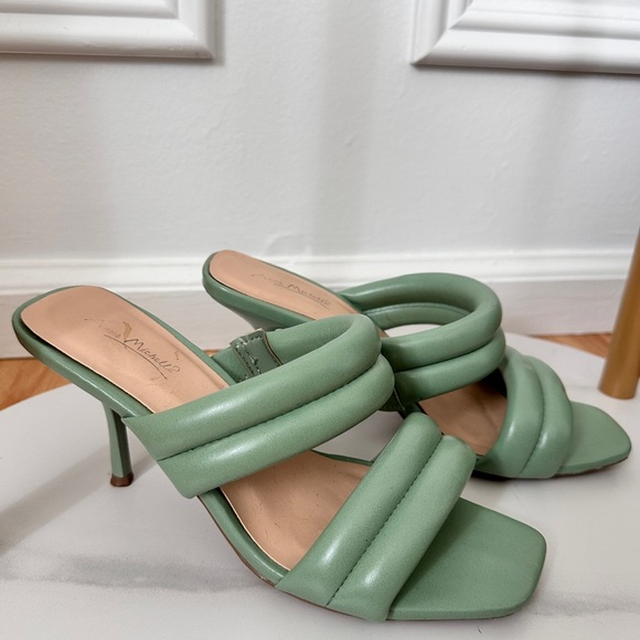 🛍️Shoes - Picture 3 of 7